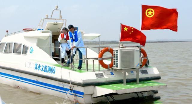 無(wú)人機(jī)應(yīng)用密集監(jiān)控太湖藻類生長(zhǎng)動(dòng)態(tài)(圖1)