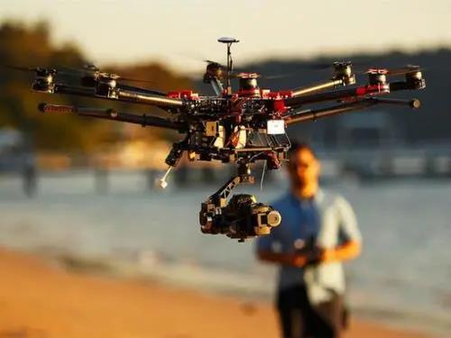 無(wú)人機(jī)的無(wú)線通信鏈路系統(tǒng)說(shuō)明(圖1)