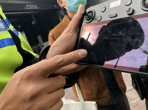 無人機(jī)組建“空中鐵騎” 助力深圳交警交通管理(圖5) 無人機(jī)組建“空中鐵騎” 助力深圳交警交通管理(圖5)